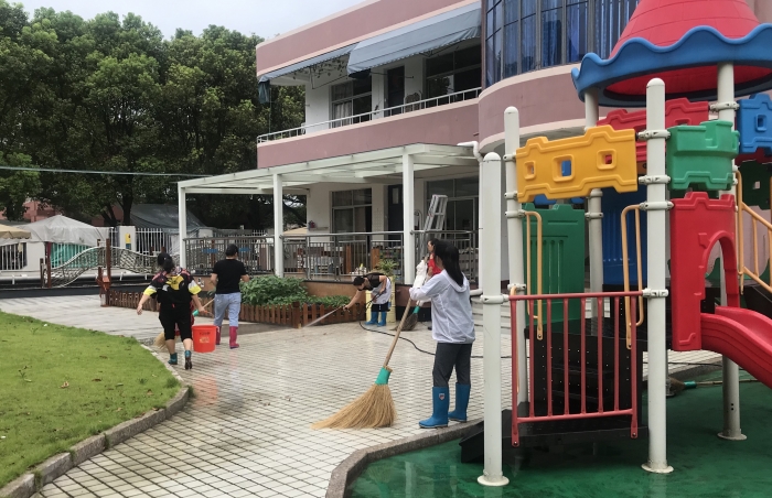 凝心聚力未来可期杜桥镇中心幼儿园开学准备活动