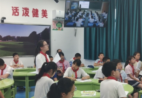 中国轻纺城小学与王坛镇中心小学开展城乡同步阅读课堂教学