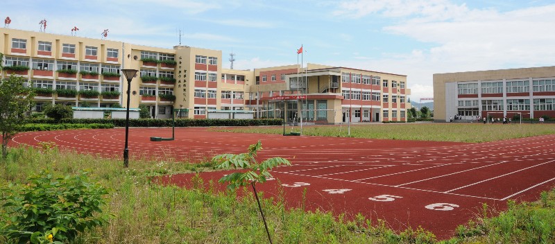 学校地理位置 北仑区白峰小学