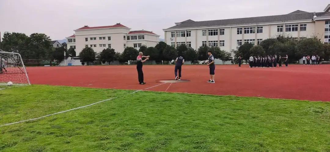 赛场展风采‖鹿山中学田径队再传捷报 - 杭州市富阳区鹿山中学