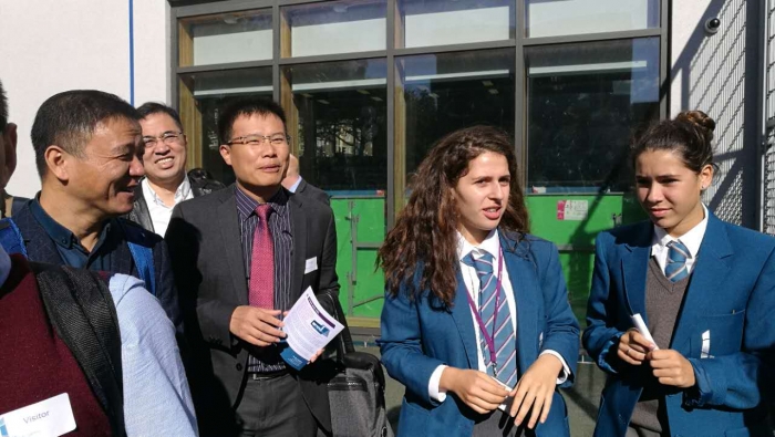 特级教师任雪明率浙江省高中课程改革研修团赴英国考察交流