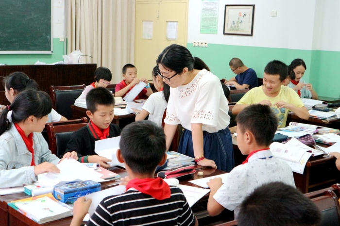 柯桥区夏履镇中心小学举行新教师课堂展示活动