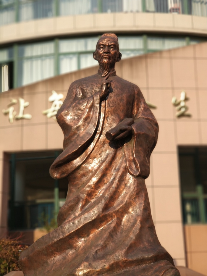 学校简介 - 余姚市世南中学