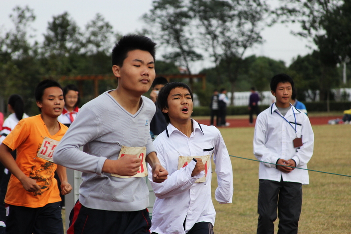 中兴中学庄市中心学校第25届田径运动会采风