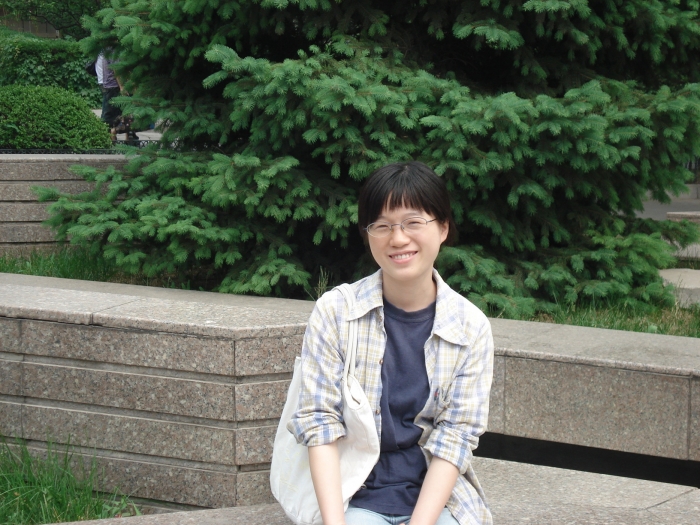 中共党员,本科学历,中学历史高级教师,现任宁波三中历史教研组组长