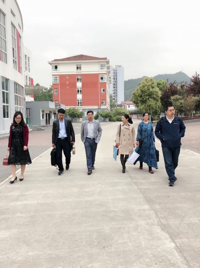 莫银火名师工作室