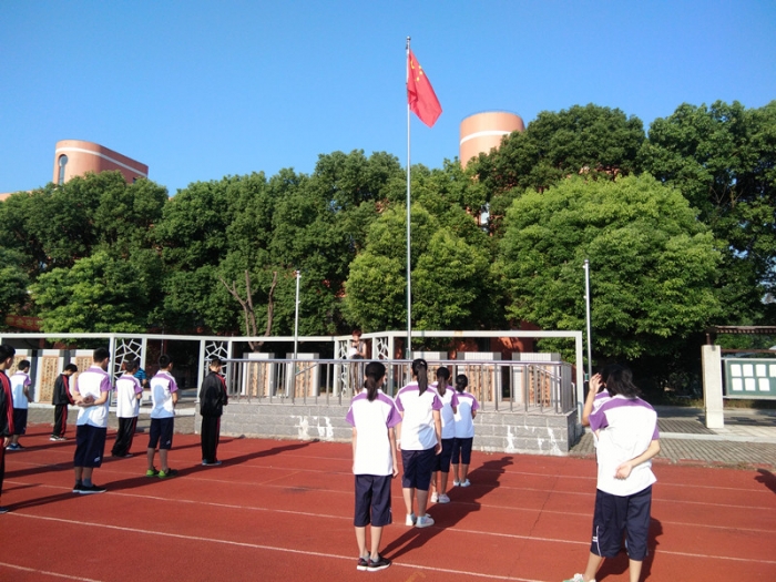 菱湖三中开展小手拉大手文明一起走主题教育活动