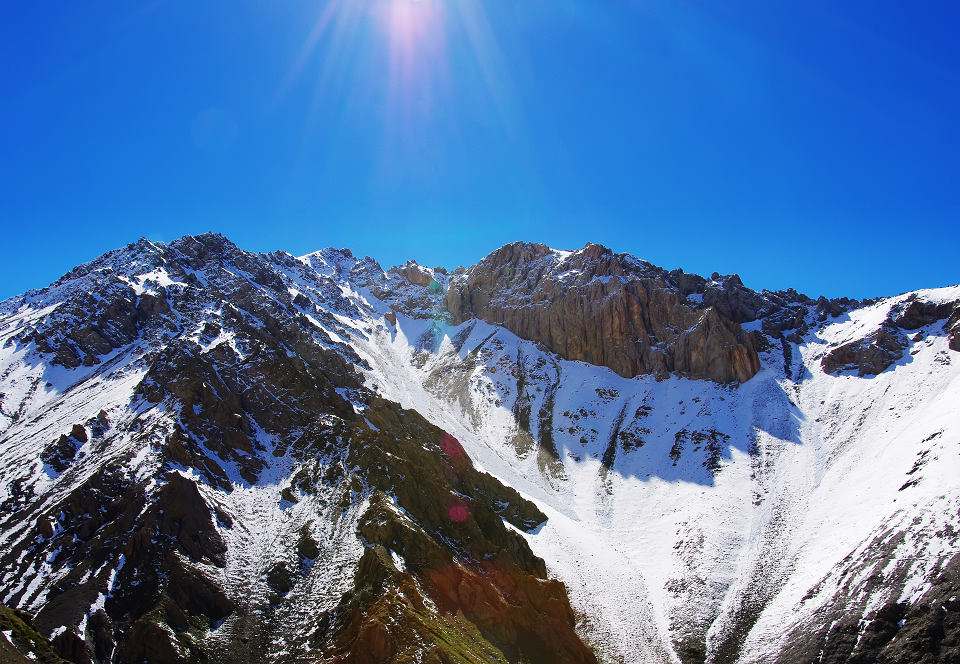 陈赛东发布时间:2018-01-04 12:24:47阅读(135)由寒冻风化和冻融作用