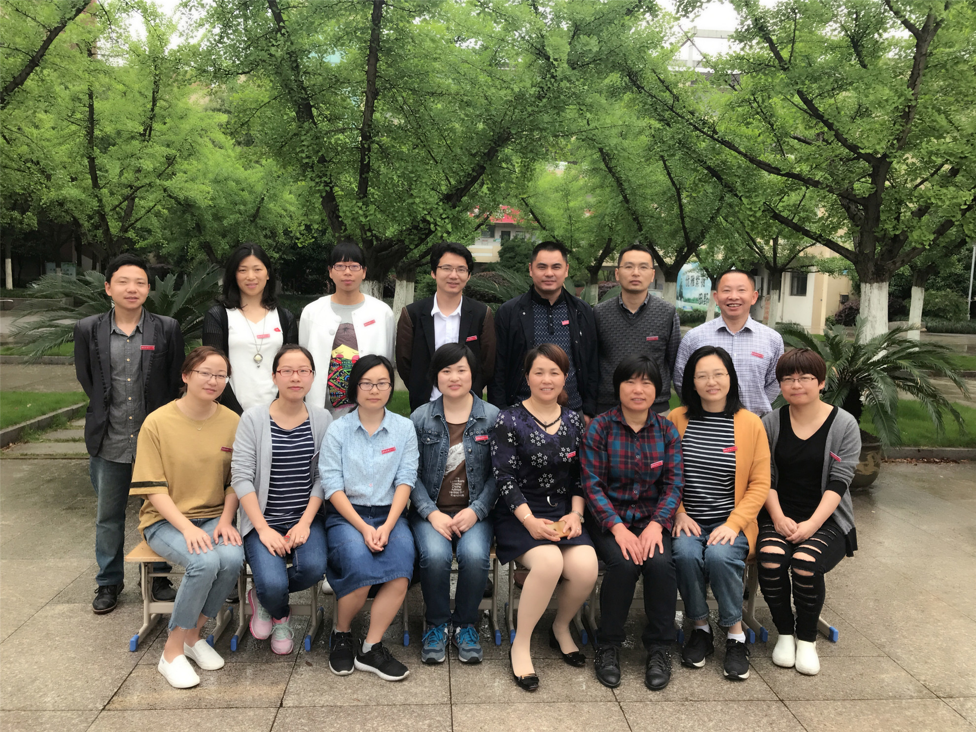 杨汛桥镇中心小学紫薇校区六学部全体老师合影 更多 70师资队伍70