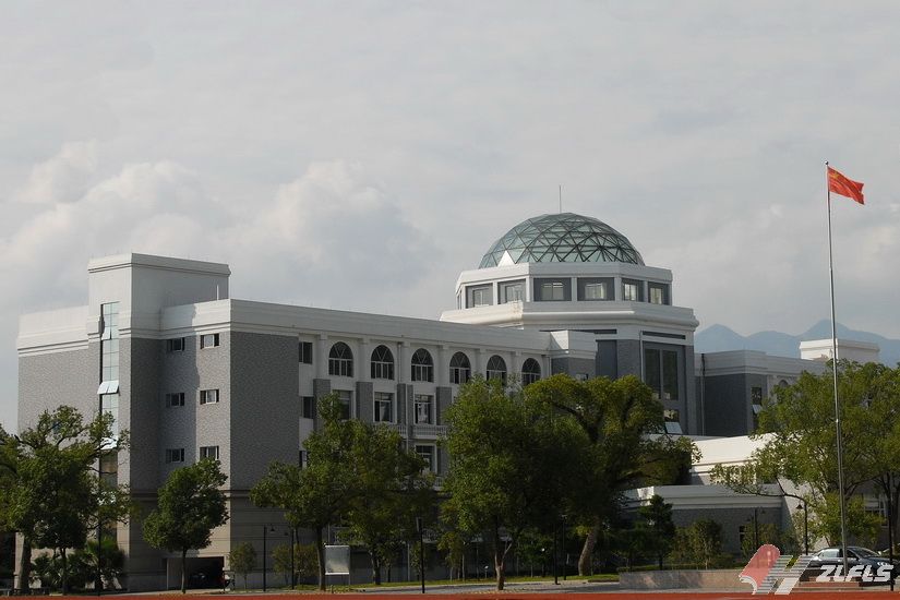 学校基本情况 - 临海市外国语学校 - 临海教育资源公共服务平台