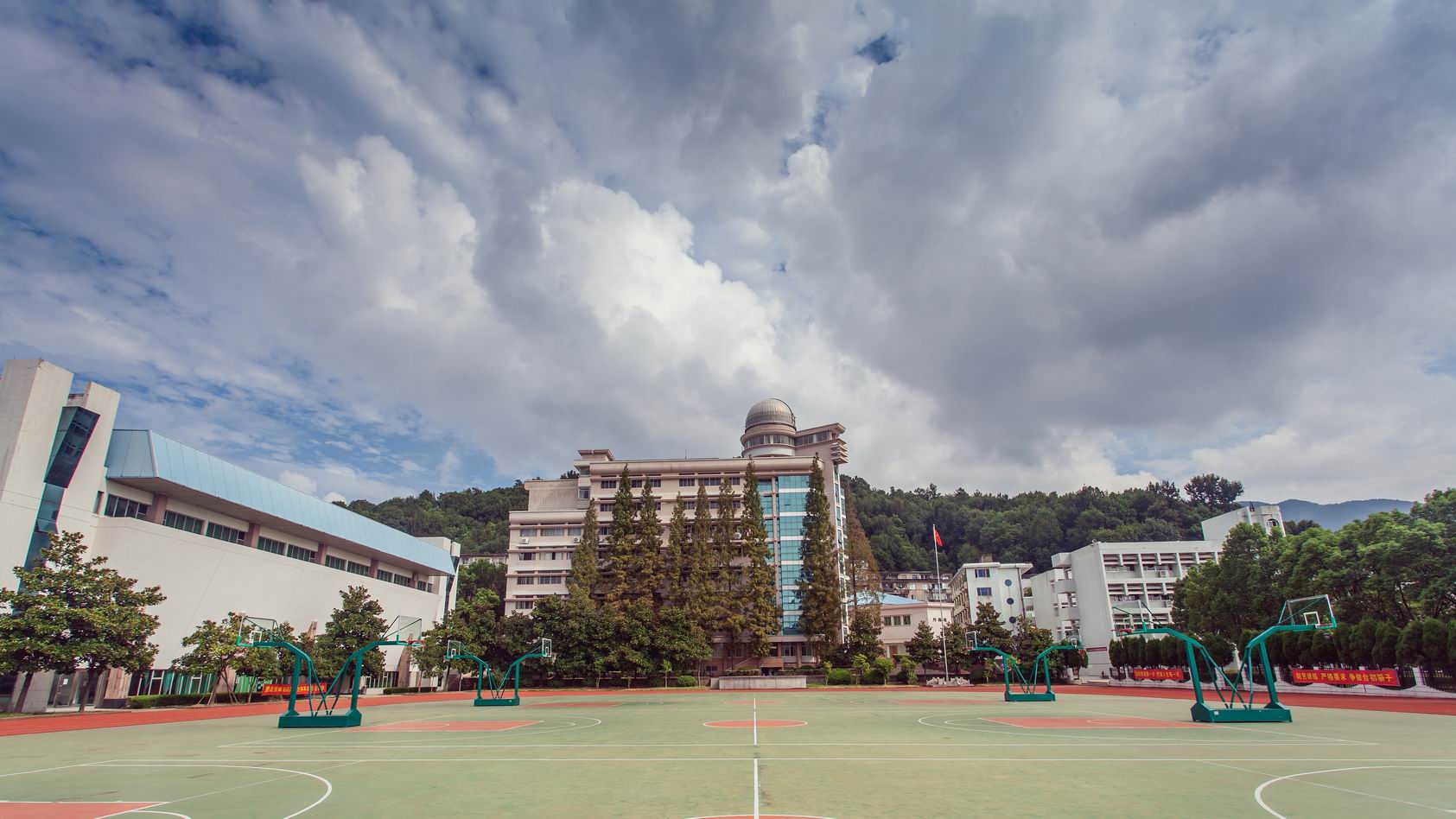 台州学院附属中学