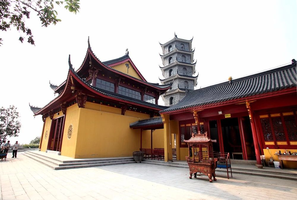 陈列馆北撤会议旧址陈列室叶天底烈士纪念室敕五堂:胡愈之故居后乐堂