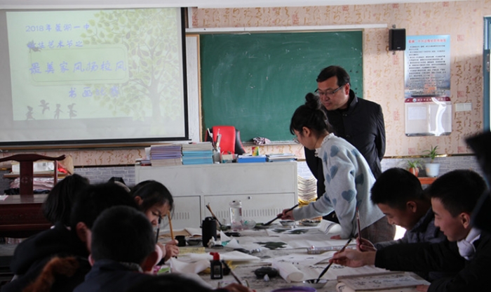 菱湖一中举行科技艺术节之书画比赛活动