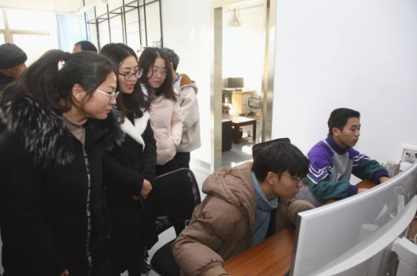 本学期接待过的就有上海市浦东新区振华外经职业技术学校,金华市实验