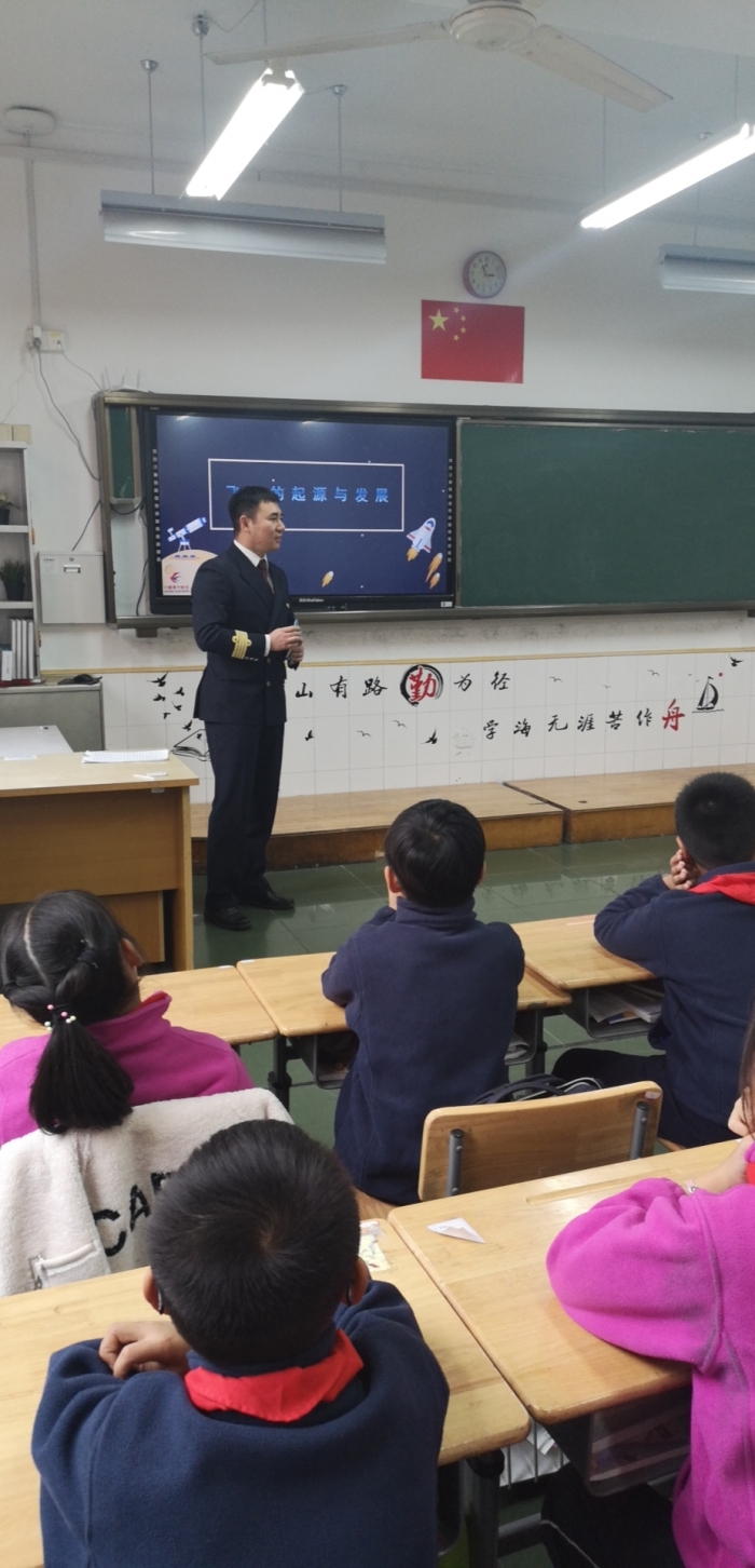 播种知识,翱翔苍穹 - 宁波市镇安小学