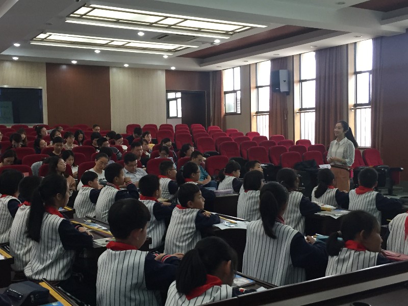 走进"活美课堂 " 聆听"数学之音" - 余姚市姚江小学
