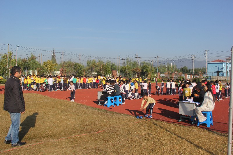 三江小学举行第四届素质达标运动会 