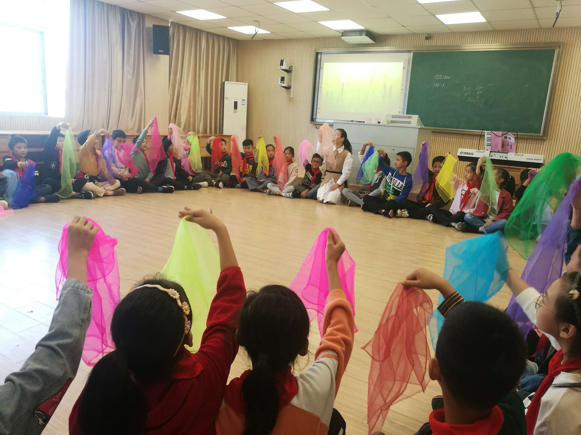 走进美妙的音乐课《西风的话》 - 东阳市南马实验小学 - 东阳市智慧