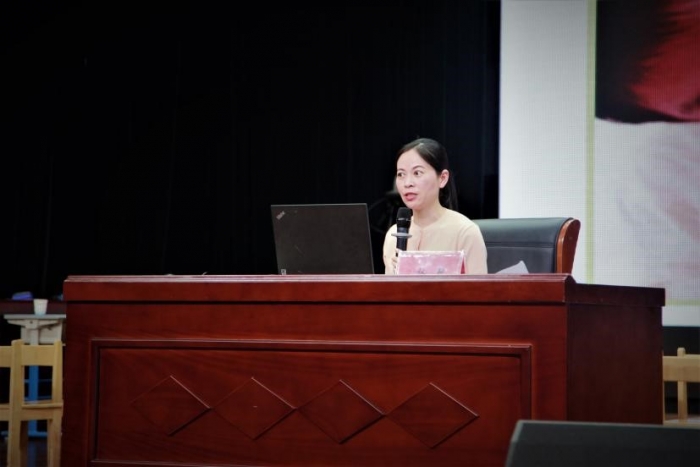 林艳老师分析"爱商"的重要性