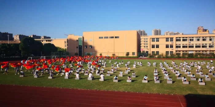 四年一度九运风 千名师生鼎力情——记上虞区职教中心全力助阵九运会