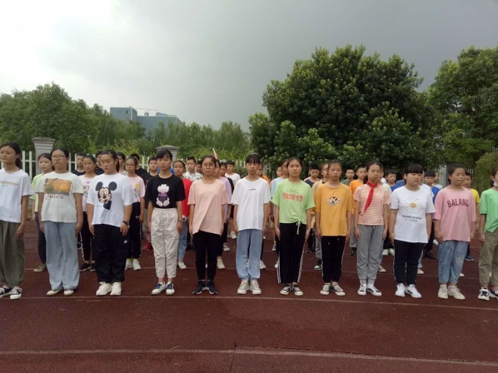 长兴县泗安中学开展2020级新生国防教育动员大会