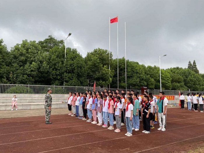 长兴县泗安中学开展2020级新生国防教育动员大会
