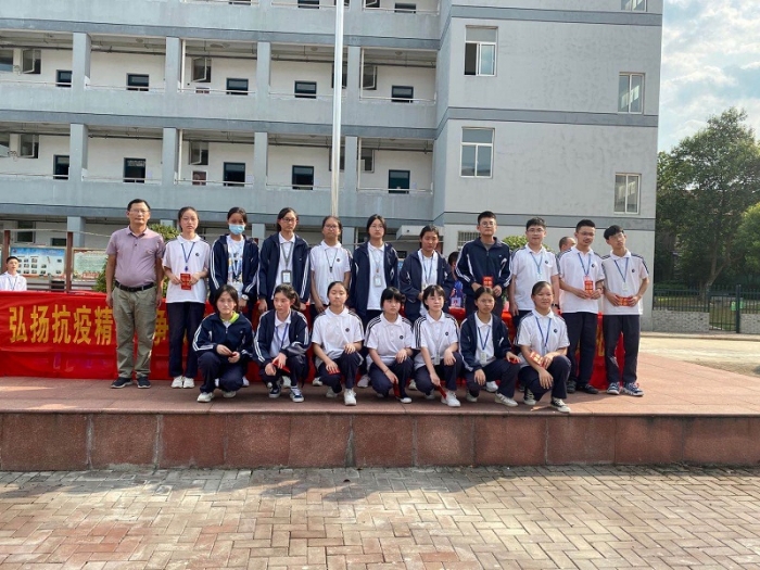 弘扬抗议精神争做美善少年长兴县泗安中学举行2020学年第一学期开学