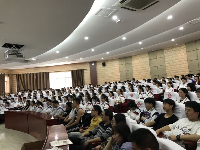 青春无悔 | 温溪高级中学普高高三段召开"励志教育"讲座 - 青田县温溪