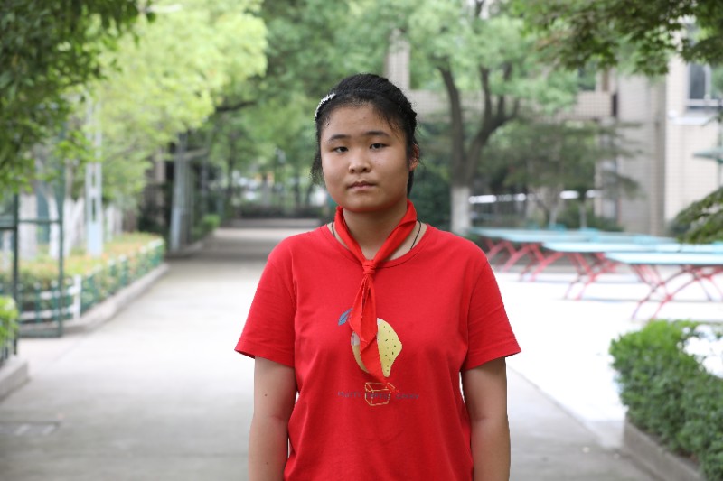 届"七彩少年"杨一第六届"七彩少年"张尚宇第六届"七彩少年"郑静怡第六