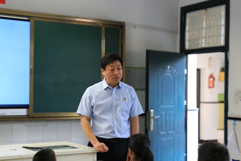 党支部书记,副校长:陈芳明