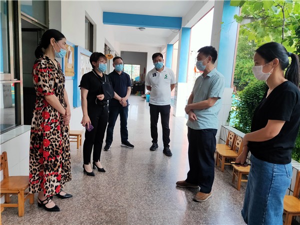 陈建浦局长指导幼儿园复学工作 - 浦江教育公共服务平台