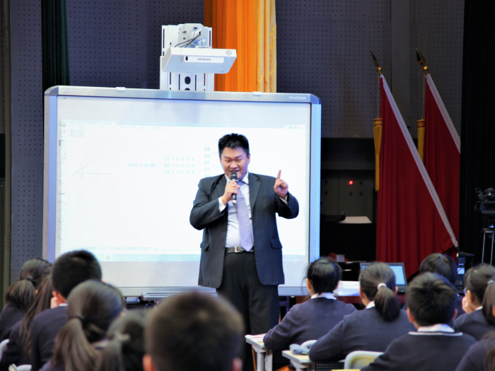 浙派名师的教学舞台上迎来了一位来自上海市的名师——黄喆老师