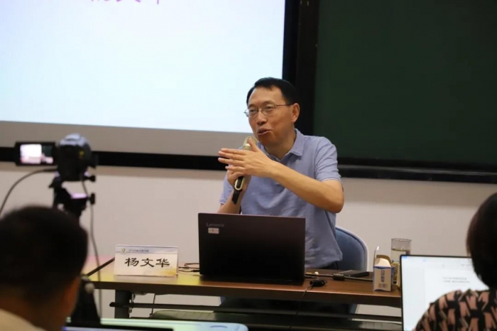 王鸿名师工作室-之江汇教育广场